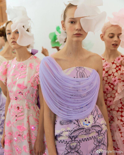 Delpozo SS 2019
#时尚博主穿什么# ​​​