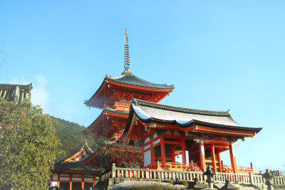 京都 伏见稻荷大社-雪中清水寺