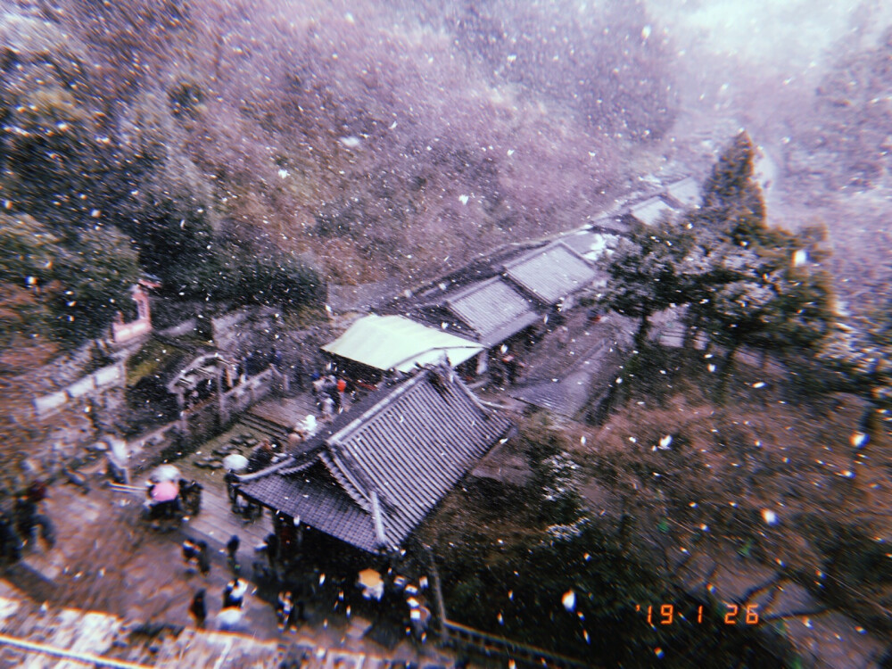 京都 伏见稻荷大社-雪中清水寺