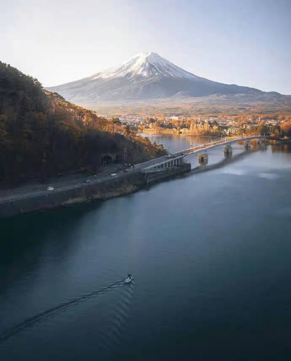 四季的富士山