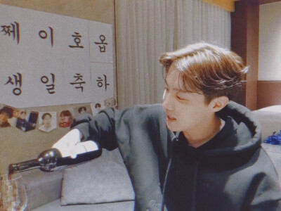 BTS J-HOPE 郑号锡