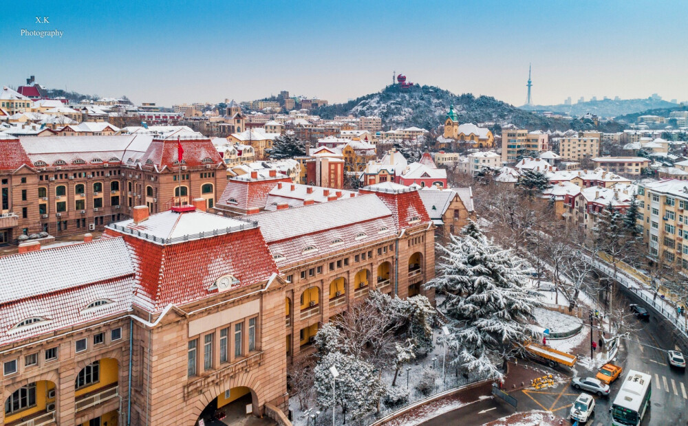 青岛 2019年第一场雪恰逢情人节