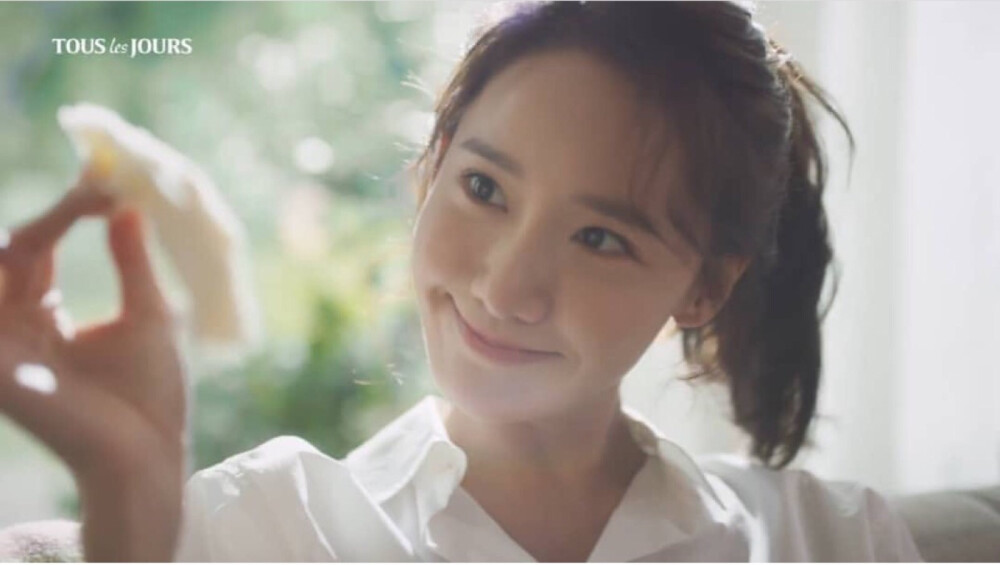 允儿
Yoona