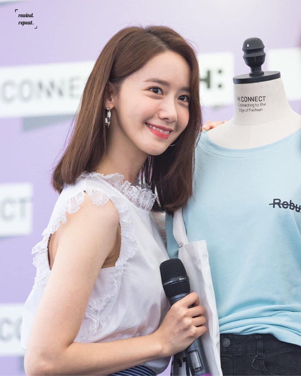 允儿
Yoona