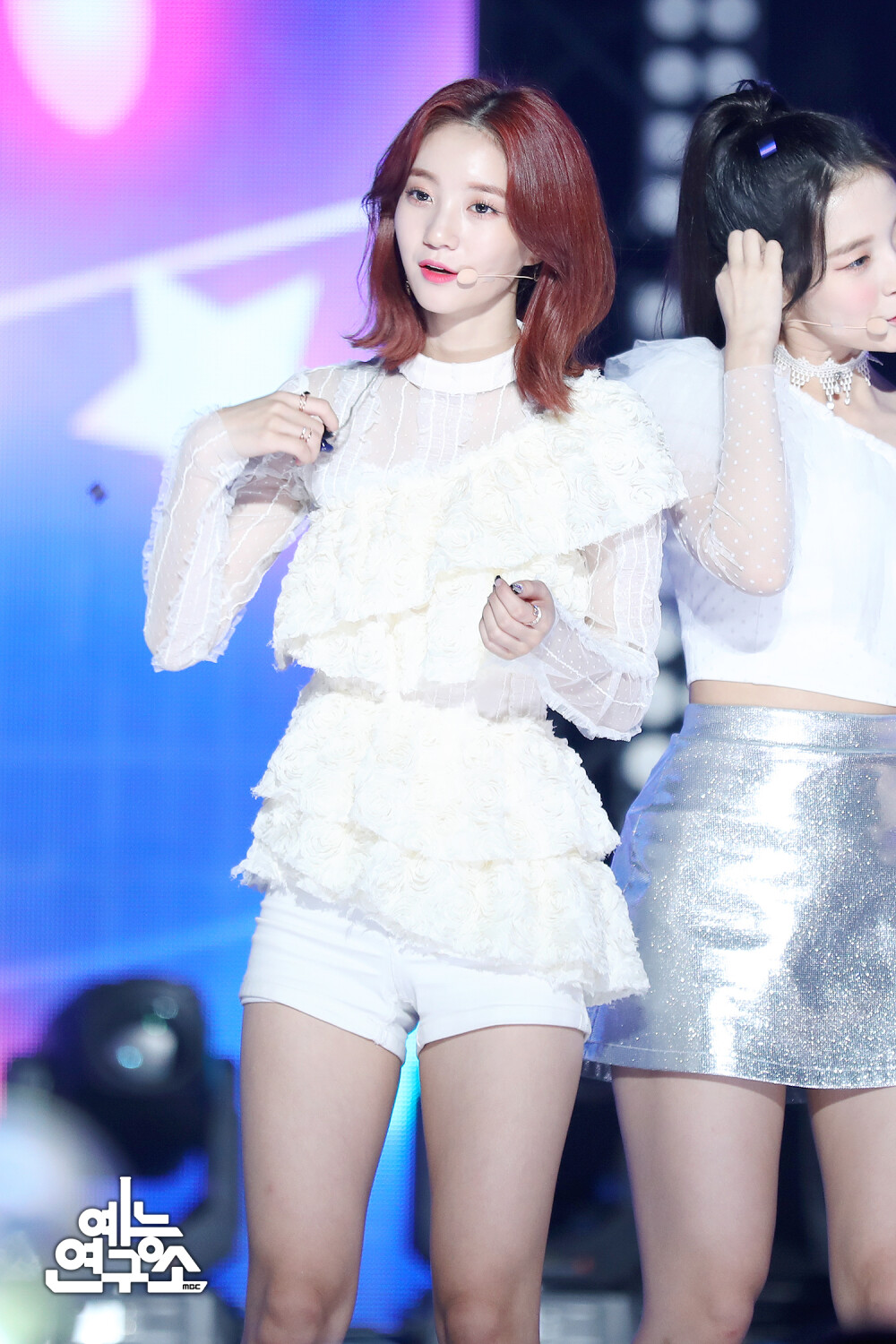 Oh My Girl 裴有彬