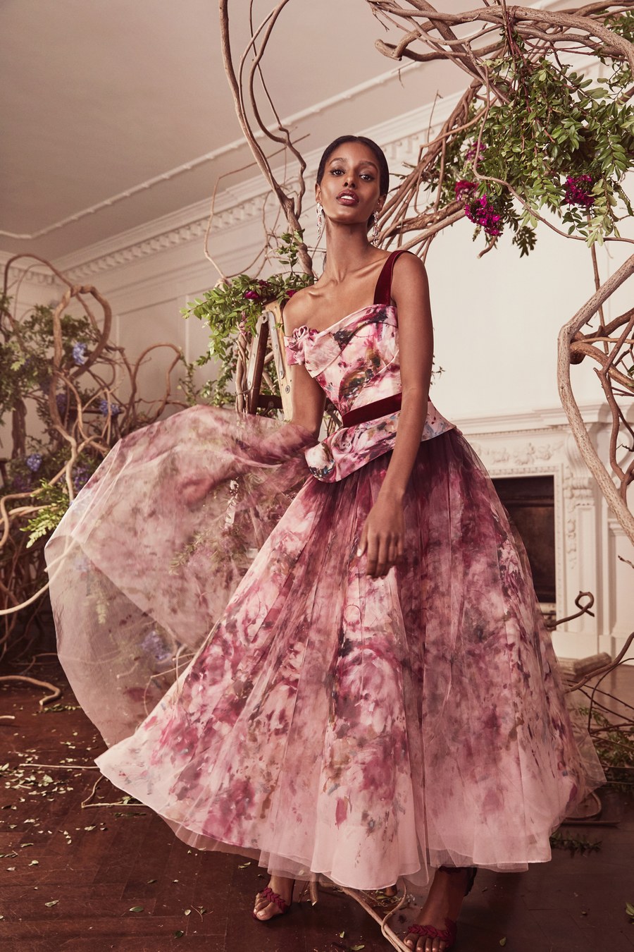 Marchesa 2019 秋冬高级成衣lookbook