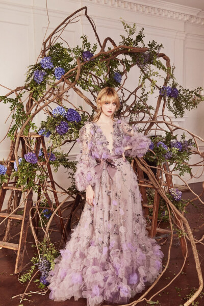 Marchesa 2019 秋冬高级成衣lookbook