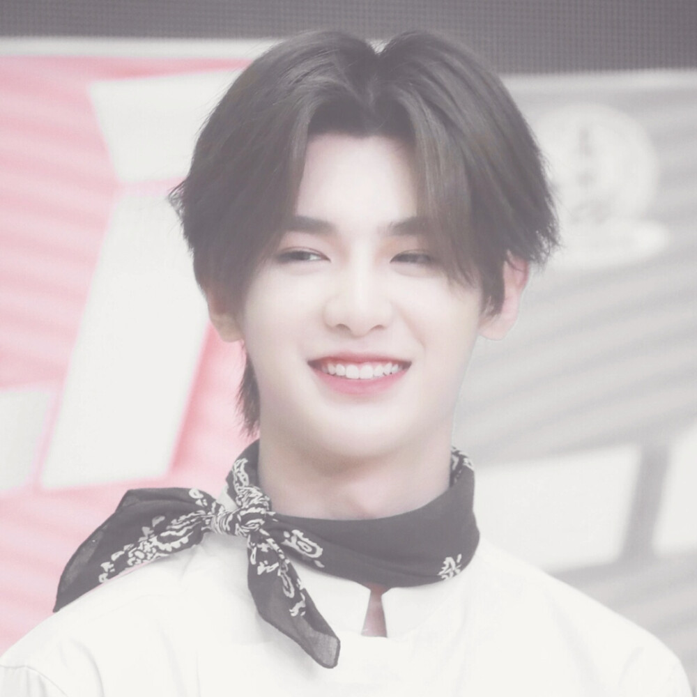 黄明昊