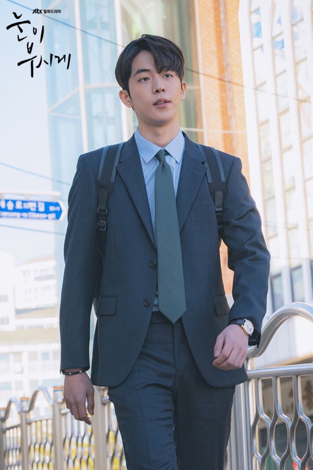 南柱赫 #南朋友 #新剧剧照 #南韩 #模特 #壁纸 #背景 #锁屏