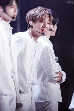 朴志训

cr：logo