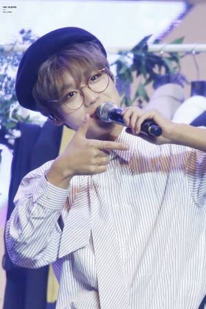 朴志训

cr：logo
