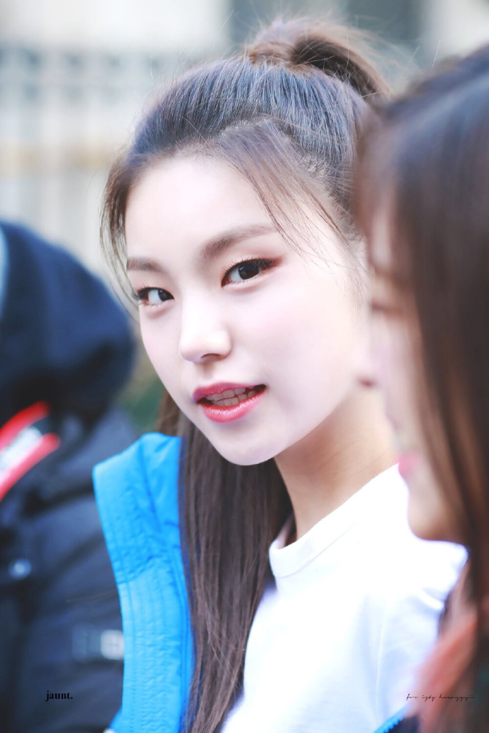 ITZY 黄艺智