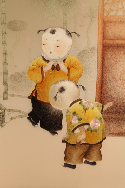 《婴戏图》用精妙的丝线和刺绣艺术打造了一副动人有趣的活泼绣卷，童子嬉戏，活动生动，意趣盎然 