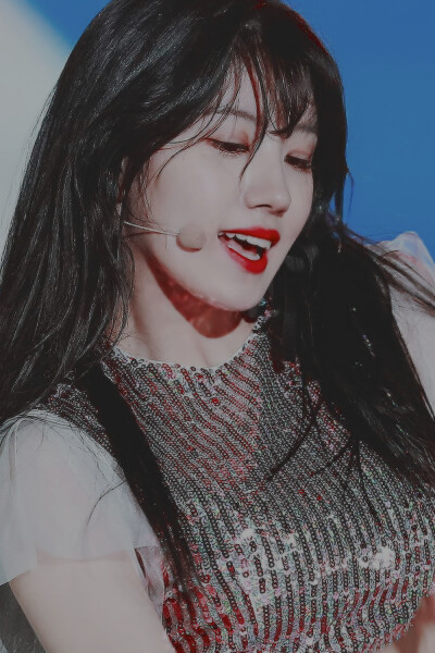 朴施妍.
dt温执欢