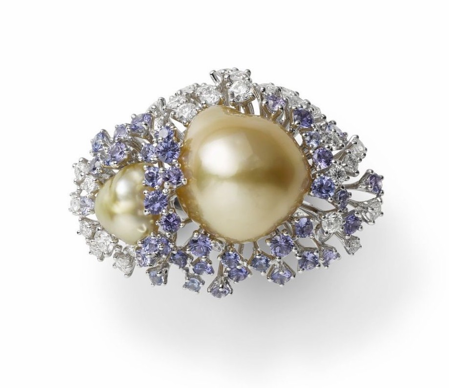 Praise to Nature 珍珠铂金戒指，by Mikimoto