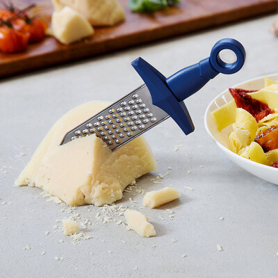 以色列Peleg Design 奶酪刨丝器 创意骑士佩剑厨用不锈钢刨丝器