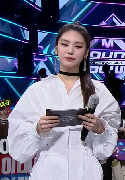 ITZY 黄艺智