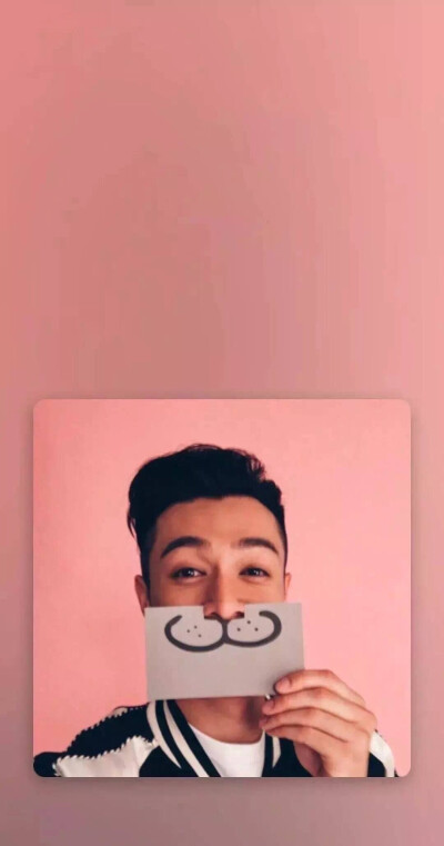 把收藏的周柏豪壁纸都整理出来分享给大家啦！只分享好的