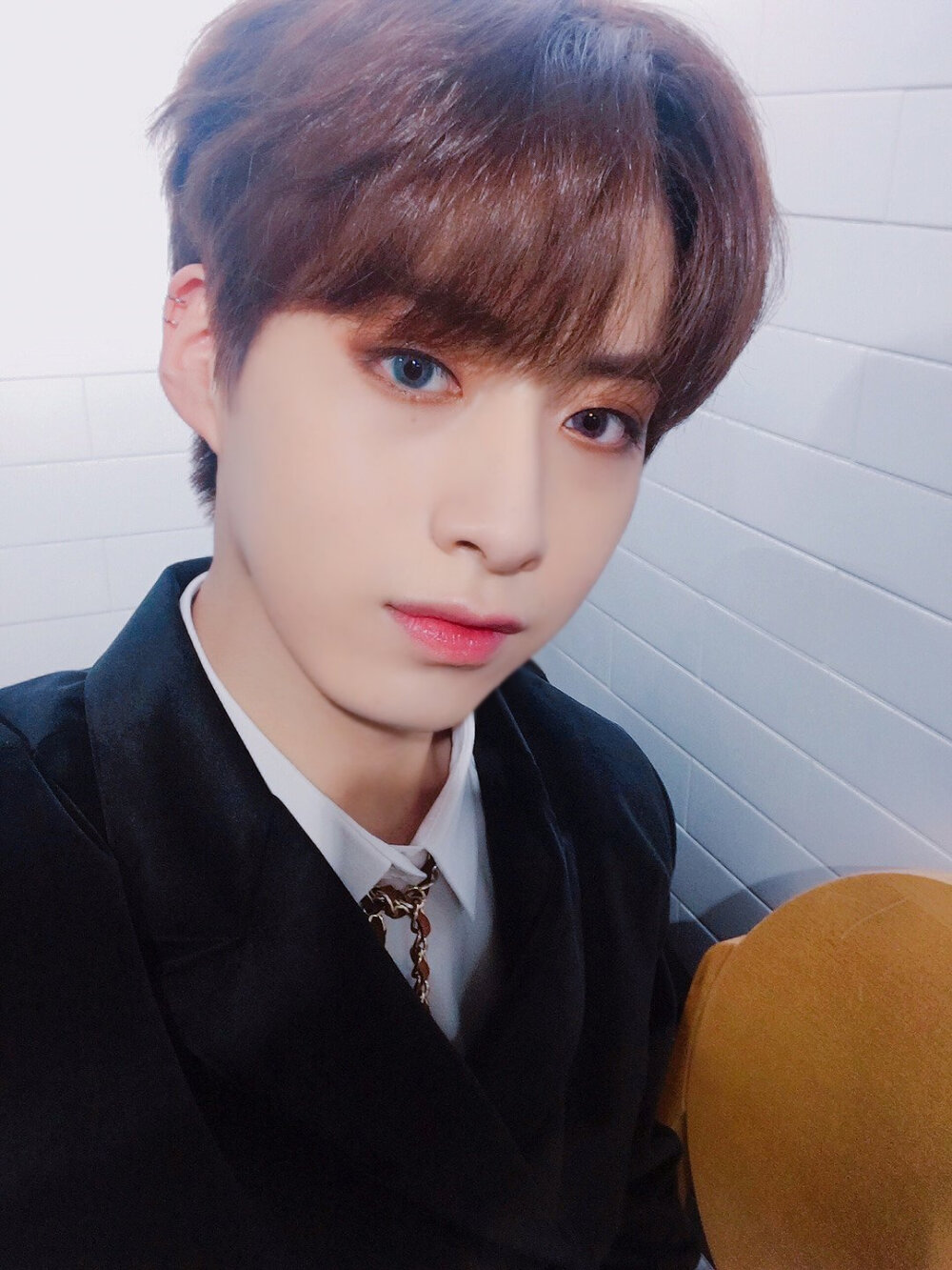 ONEUS 孙东柱/XION
@official_ONEUS