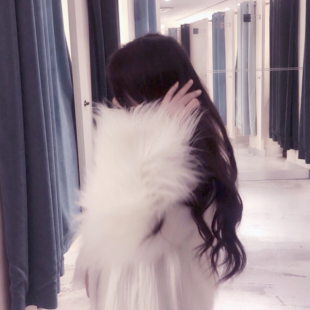 野洵 背影 侧脸女
喜收藏 禁二传。