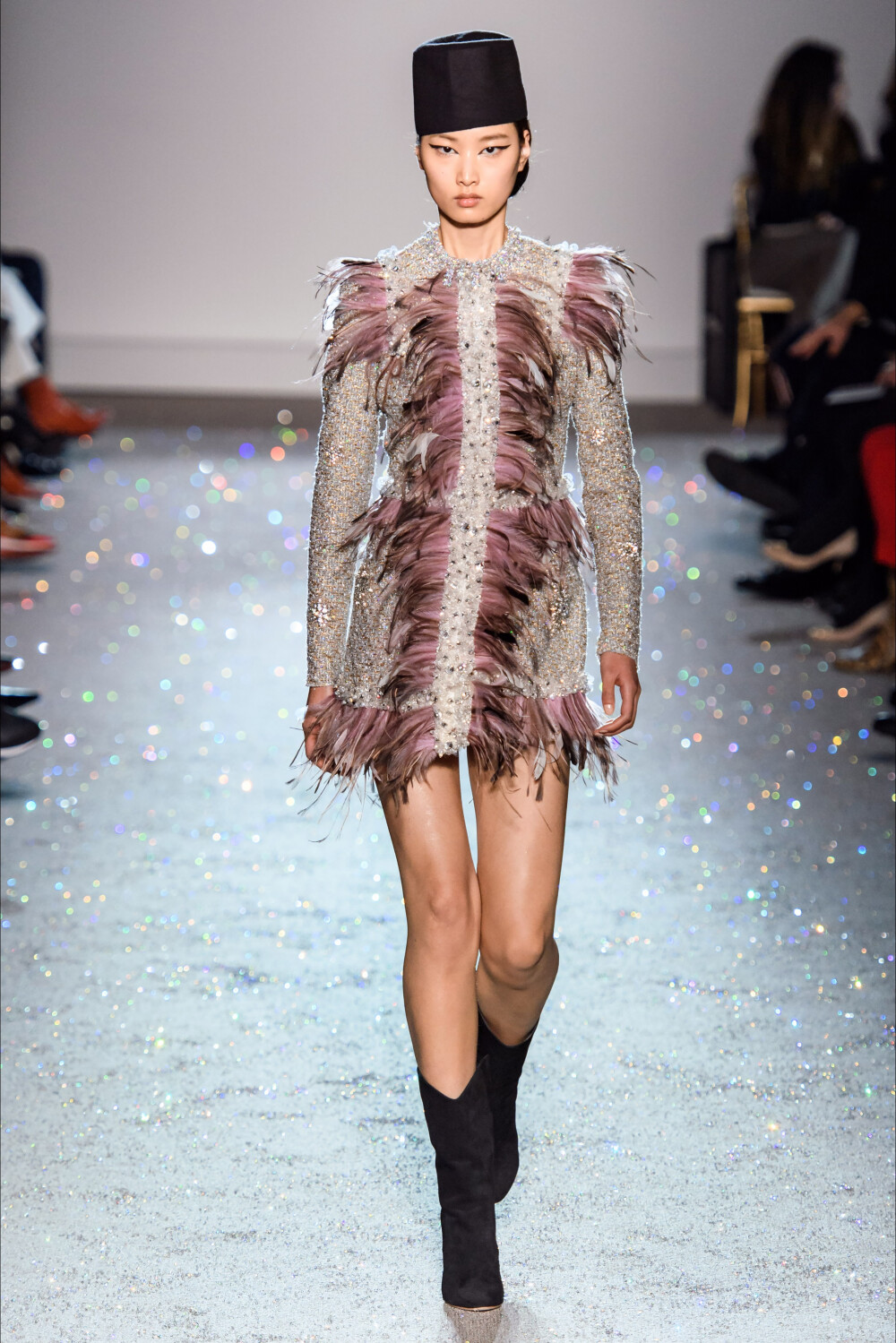 Giambattista Valli(詹巴迪斯塔·瓦利)2019春夏高定发布秀