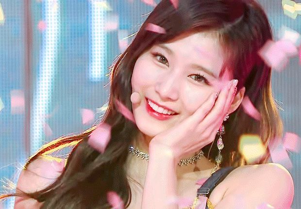 凑崎纱夏 SANA GIF
