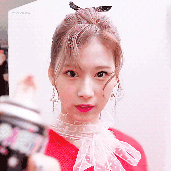 凑崎纱夏 SANA GIF