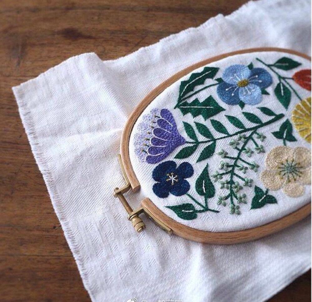 樋口愉美子の刺繍時間