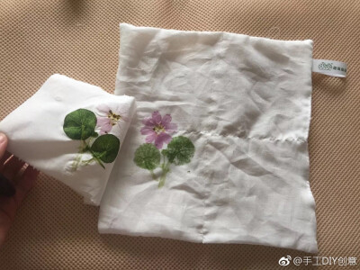 草木染DIY:鲜花烙在手帕上