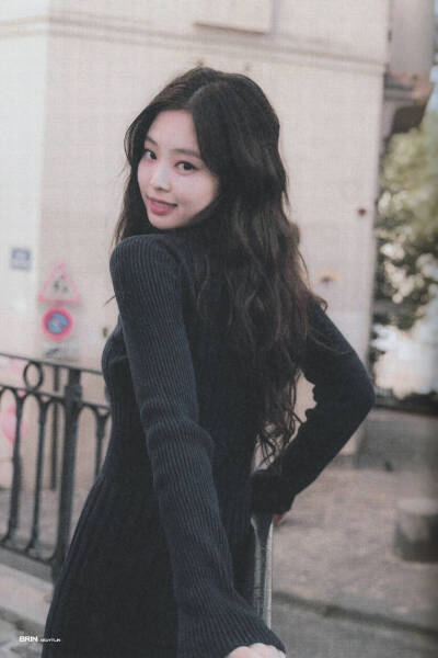 Jennie Kim（金珍妮)✨