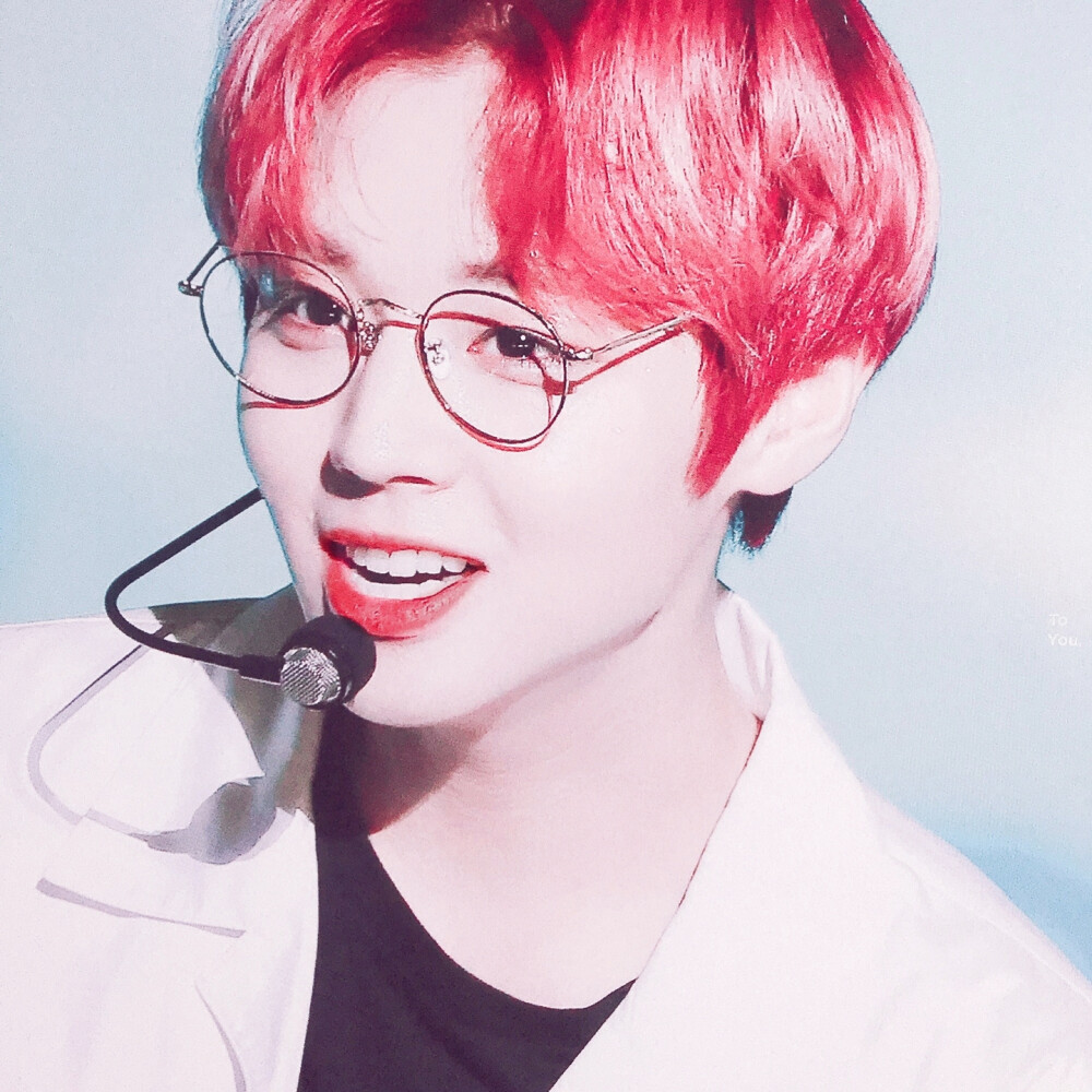 爱豆头像朴志训朴志训头像赞评论更多