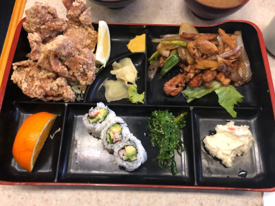 Japan town的一家店 bento box很正宗