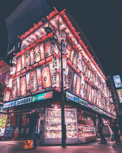 大阪夜间街景