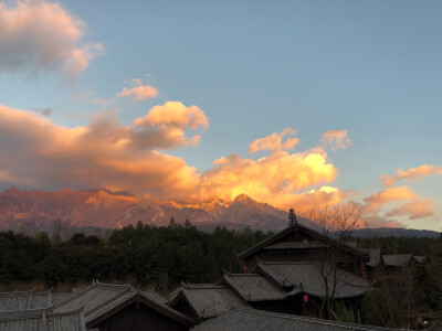 玉龙雪山