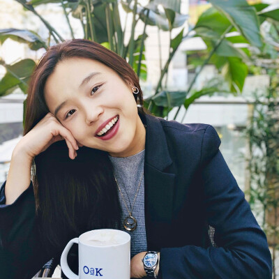 转自wb陈美莹 人美笑起来啊爆炸好看！