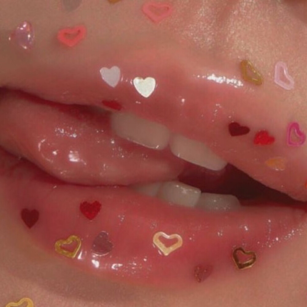 欧美头像女局部眼睛来自ins自截禁盗图