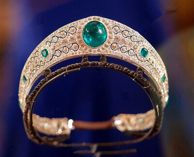 The Greville Emerald Kokoshnik Tiara 这顶终于有了彩色高清大图