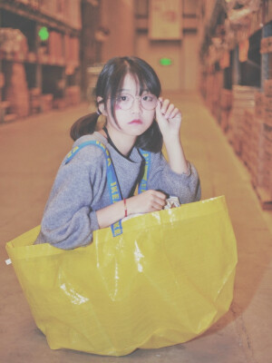 AKB48 TeamSH一期生管天天    自调色