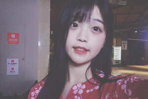 AKB48 TeamSH一期生管天天    自调色