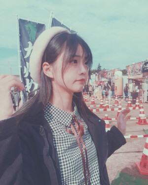 AKB48 TeamSH一期生管天天    自调色