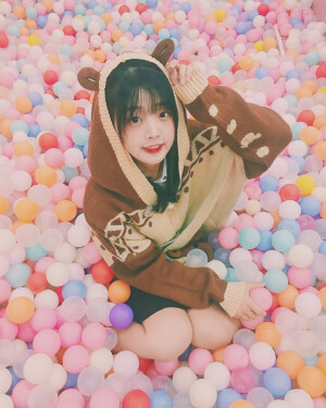 AKB48 TeamSH一期生管天天    自调色