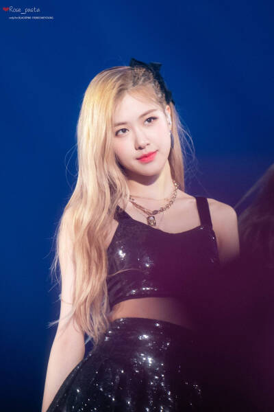 ROSÉ（朴彩英）✨