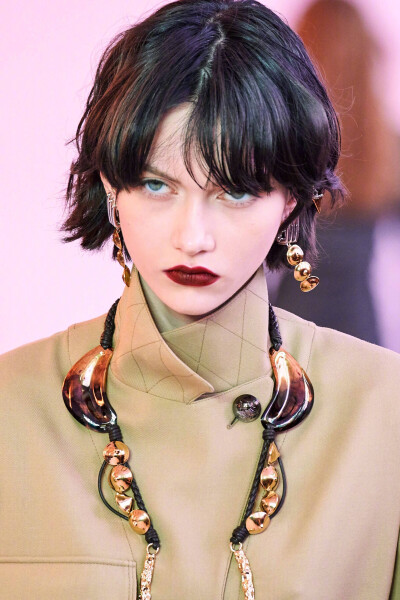 Sofia Steinberg in Chloe Fall 2019