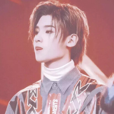 黄明昊/by宋软