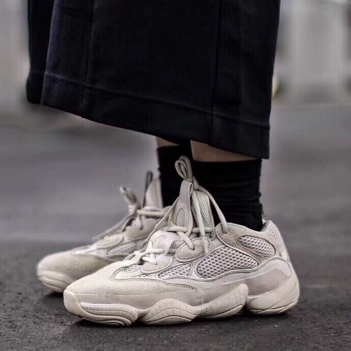 阿迪达斯Adidas YEEZY Desert Rat 椰子500