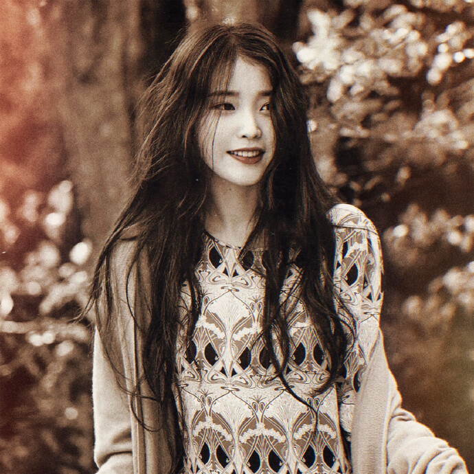 李知恩 iu