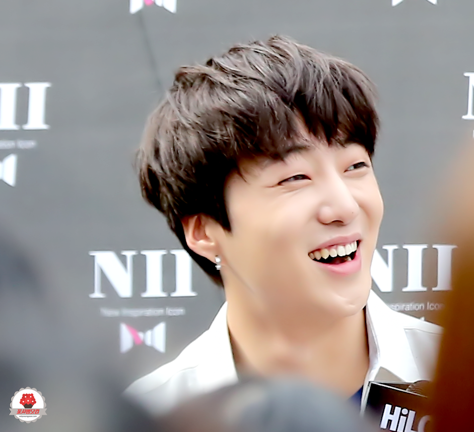 姜昇润 YOON
❦150515 WINNER x NII粉丝见面会❦
✨ⓌⒾⓃⓃⒺⓇ✨