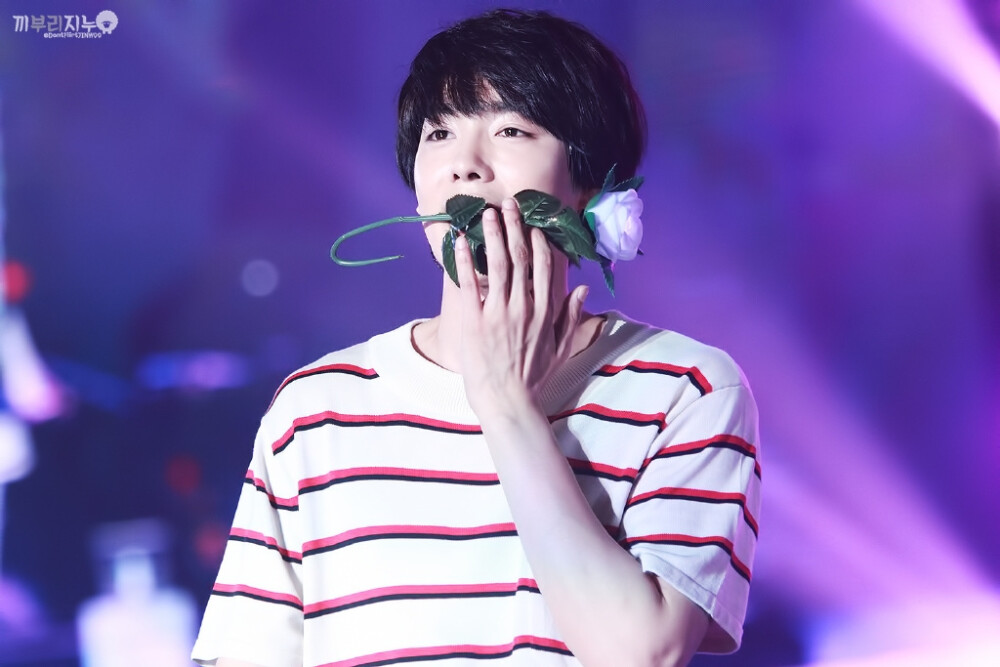 金秦禹 JINU
✵150813 海云台海水浴场50周年纪念演唱会“SUMMER FESTIVAL”✵
✨ⓌⒾⓃⓃⒺⓇ✨