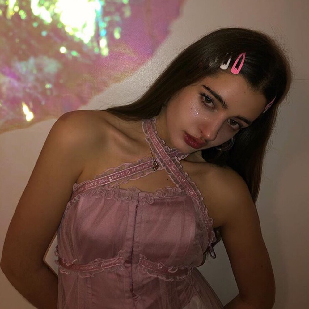 欧美头像女均ins自截禁盗图