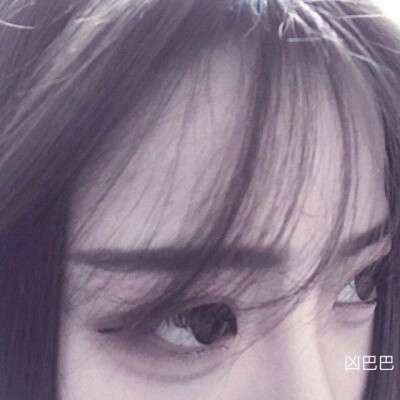 头像女 图源小妖精 眼熟苏白。